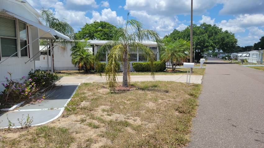 20 Greenhaven Ln. E. a Dundee, FL Mobile or Manufactured Home for Sale